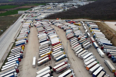 24 kilometre TIR kuyruğu: Schengen sonrası eziyet!