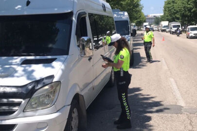 Bursa’da kurallara uymayan sürücülere ceza yağdı