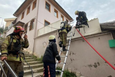 Bursa’da korkutan yangın! Müstakil ev küle döndü