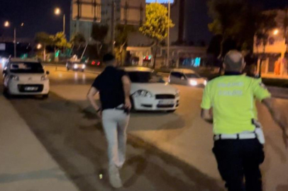 Bursa’da hareketli gece: Polis koşarak yakaladı!