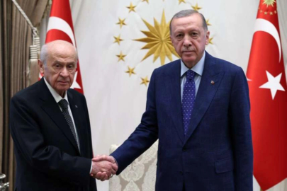 Ümit Özdağ’dan flaş iddia: Bahçeli, Erdoğan’ı tehdit etti!