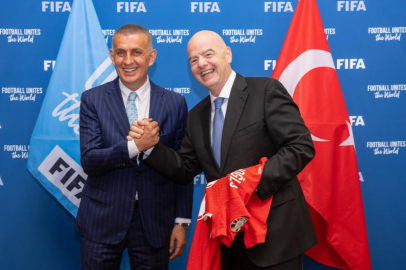 Hacıosmanoğlu, Infantino ile görüştü