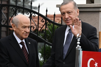 Bahçeli: Türkler ile Kürtlerin birbirini sevmesi farzdır