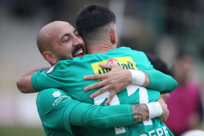 Bursaspor dolu dizgin gidiyor; Muhteşem goller...