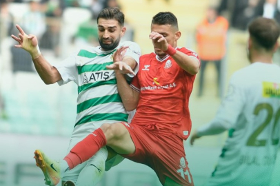 Bursaspor gümbür gümbür geliyor; 3 gollü galibiyet