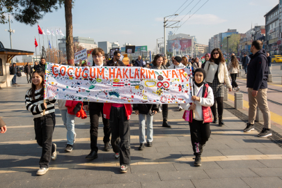 Bursa'da unutulmaz festival; Çocuk Hakları Günü'nde doyasıya eğlendiler