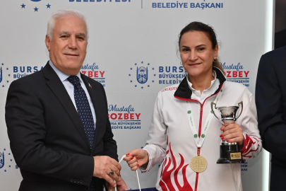 Başkan Bozbey, Bursa'nın gururunu ağırladı