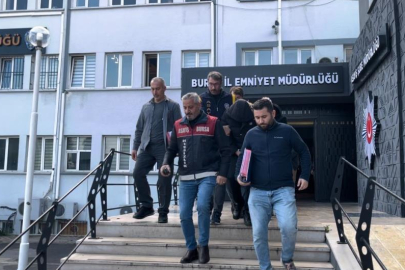 Bursa'da o çeteye operasyon; Ağır hasarlı araçları alıp piyasa sürüyorlar