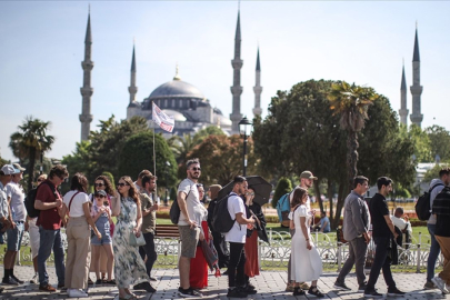 Türkiye'ye gelen yabancı turist sayısı 50 milyonu aştı