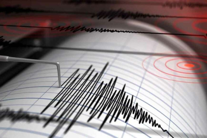 Çanakkale’de korkutan deprem! Bursa’da da hissedildi