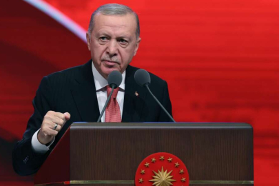 Erdoğan: Hiç kimse yargı mensuplarını kimse tehdit edemez