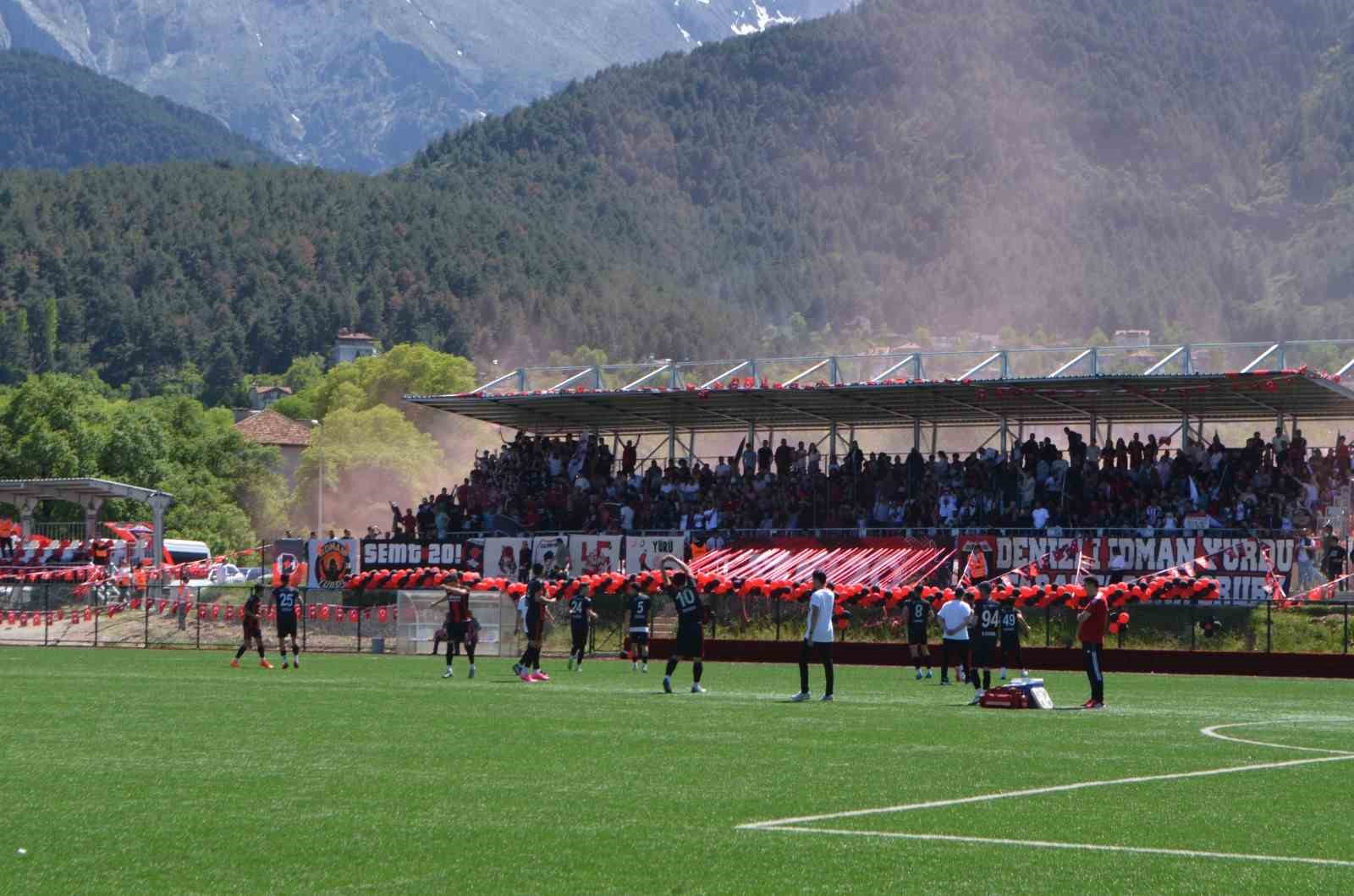 Kentin tek profesyonel takımına Denizli’de maç yapacak saha bulunamadı
