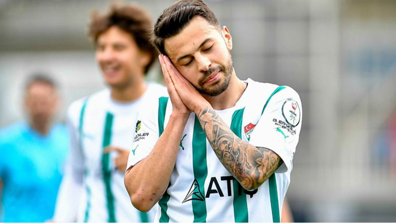 Bursaspor'da bir isme daha yol göründü!