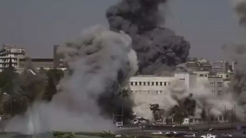 Ortadoğu'da savaş çanları! İsrail, cumhurbaşkanlığı vurdu