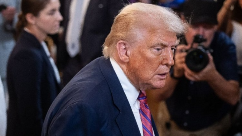 Donald Trump: İran'daki üç nükleer tesis tamamen yok edildi