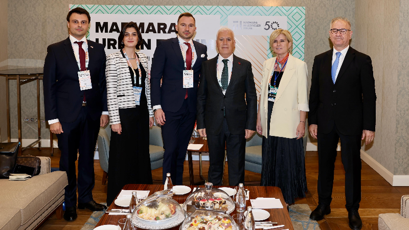 Başkan Bozbey'den Dünya kentleriyle fikir alışverişi