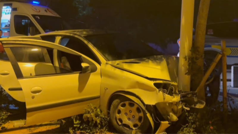 Bursa'da feci kaza! Çarparak durabildi