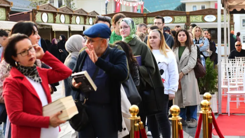 Osmangazi Kitap Fuarı’nı 100 bin kişi ziyaret etti