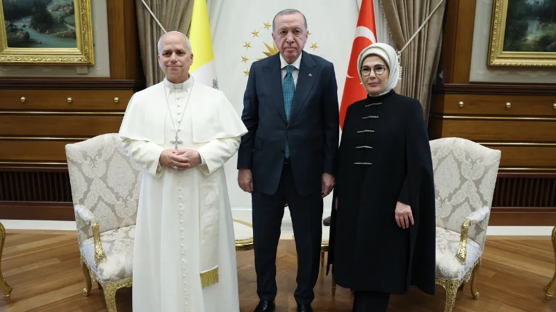 Erdoğan'dan Papa 14. Leo'ya sıcak karşılama; Önemli mesajlar...