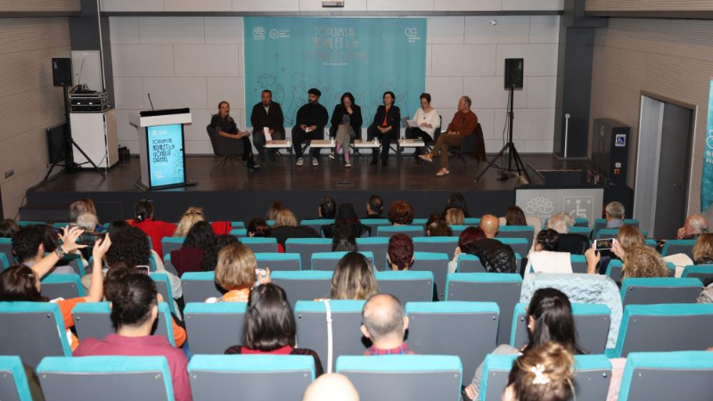 Bursa Nilüfer’de gönüllülüğün geleceği masaya yatırıldı