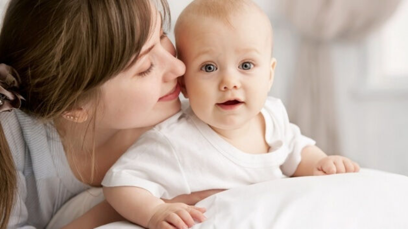 Doğum izni artacak mı? Bakan açıkladı