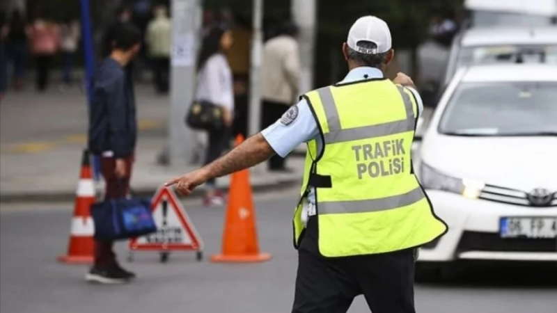 Trafikte bunları sakın yapmayın!