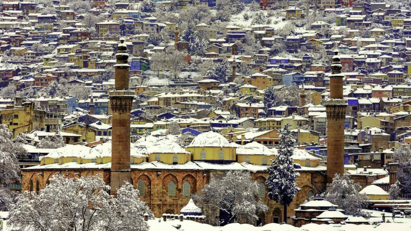 Bursa Ulucami’nin bu fotoğrafı zirvede