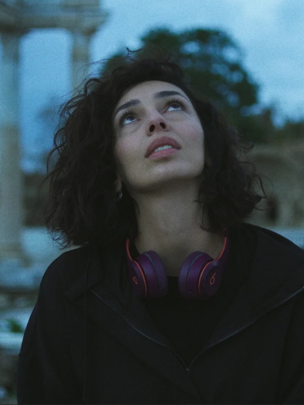 Gündüz Apollon Gece Athena - Haberin Doğrusu